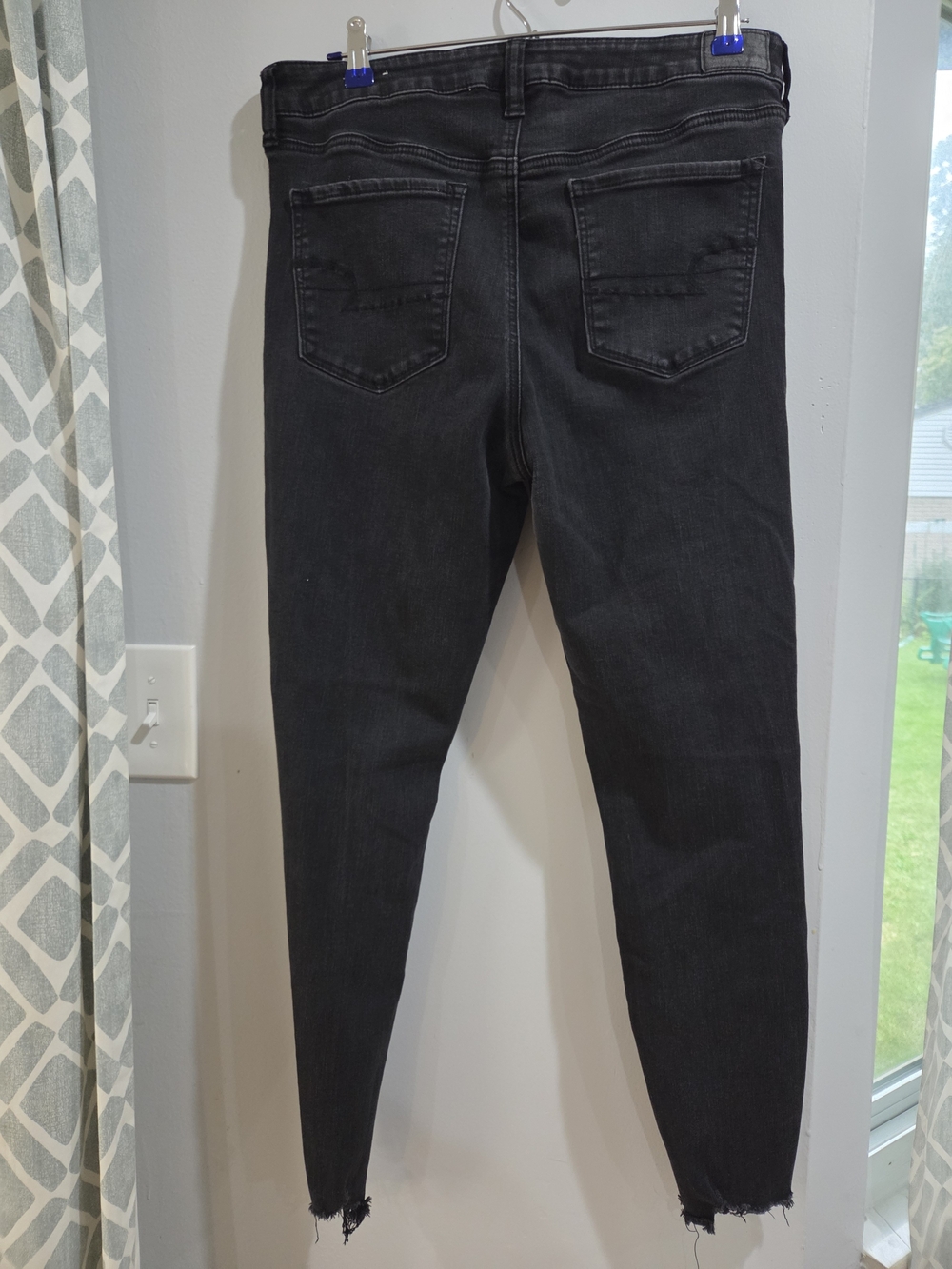 American Eagle Outfitters Black Distressed Skinny Jeans - Picture 4 of 4